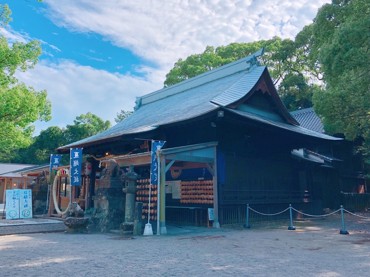 諫早神社」 アマビエの木像もある！九州総守護の神様をまつる場所