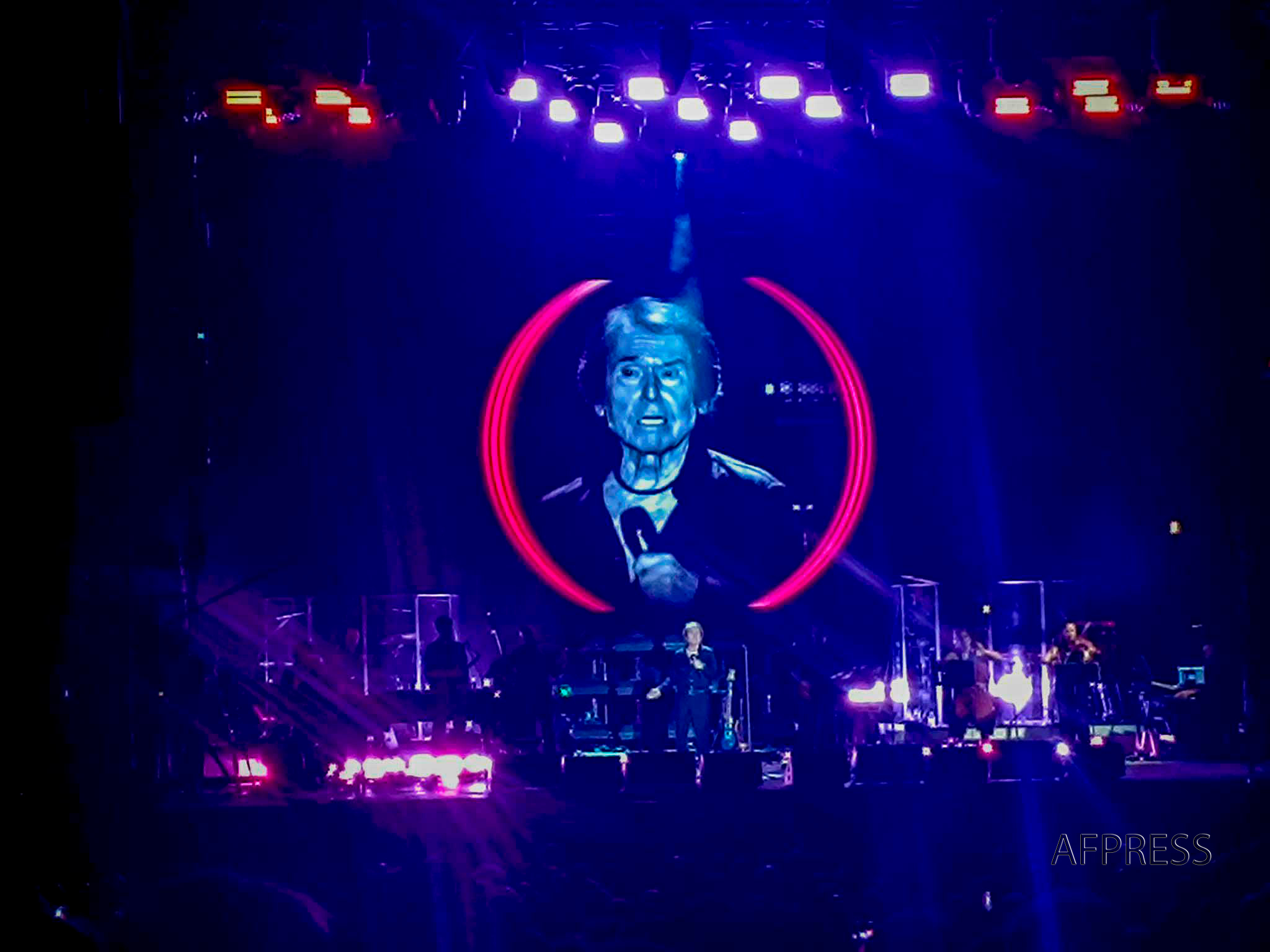 Concierto-Raphael-Tour-Raphaelísimo-en-Elche-(4)