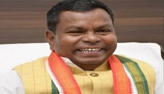 कवासी लखमा