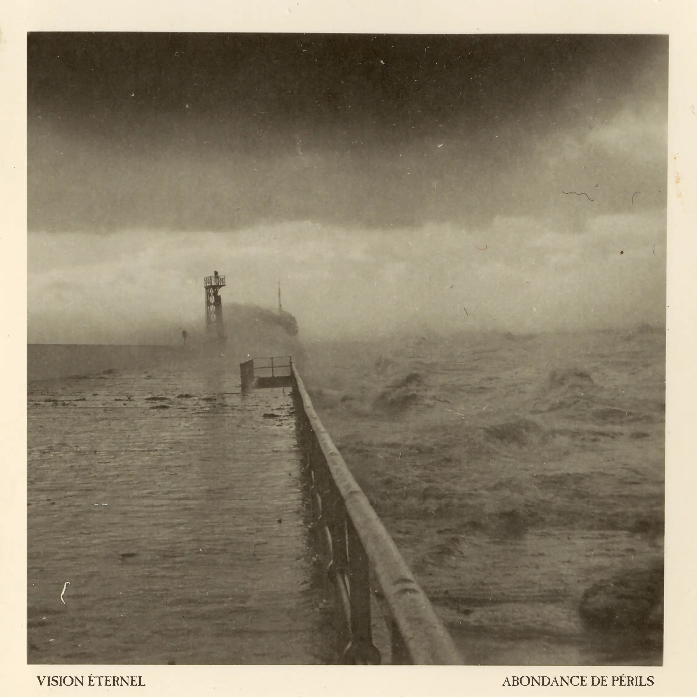 Vision Eternel "Abondance De Périls" EP. Released March 9th 2010 on Abridged Pause Recordings (APR3).