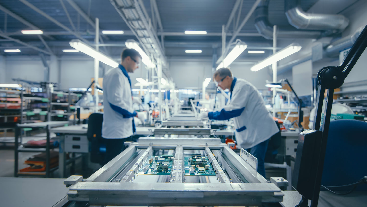 Techniciens ligne de production