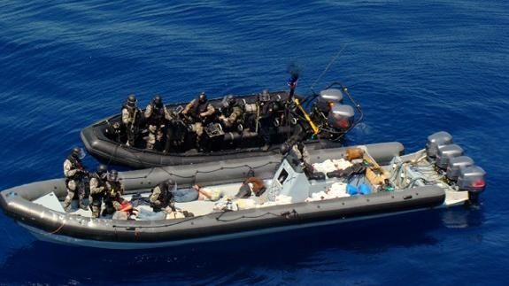 عاجل..قتيل وجرحى في إطلاق البحرية المغربية النار على زورق ل”الحراكة”