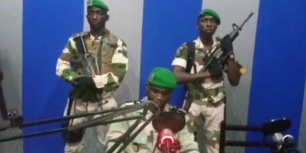 عاجل.. خبير أمني يؤكد فشل الإنقلاب العسكري في الغابون