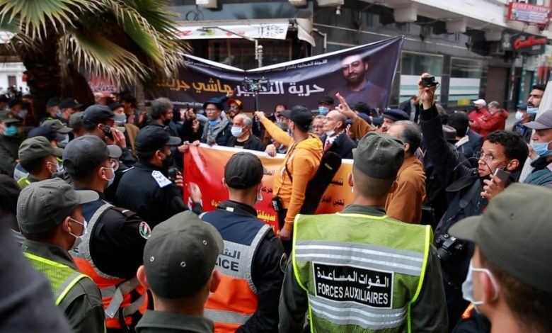 بعد منع وقفات 20 فبراير.. تشيكيطو يُعدد تراجعات حقوق الإنسان بالمغرب