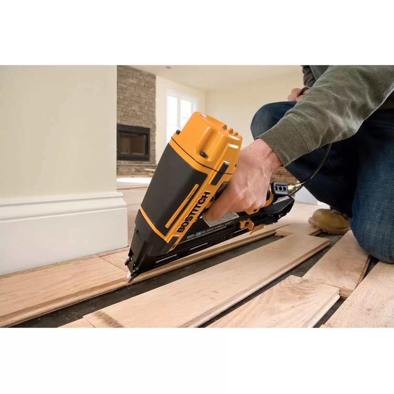 Bostitch BTFP72156 Pneumatic 15GA "FN" Smart Angled Point Finish Nailer Kit