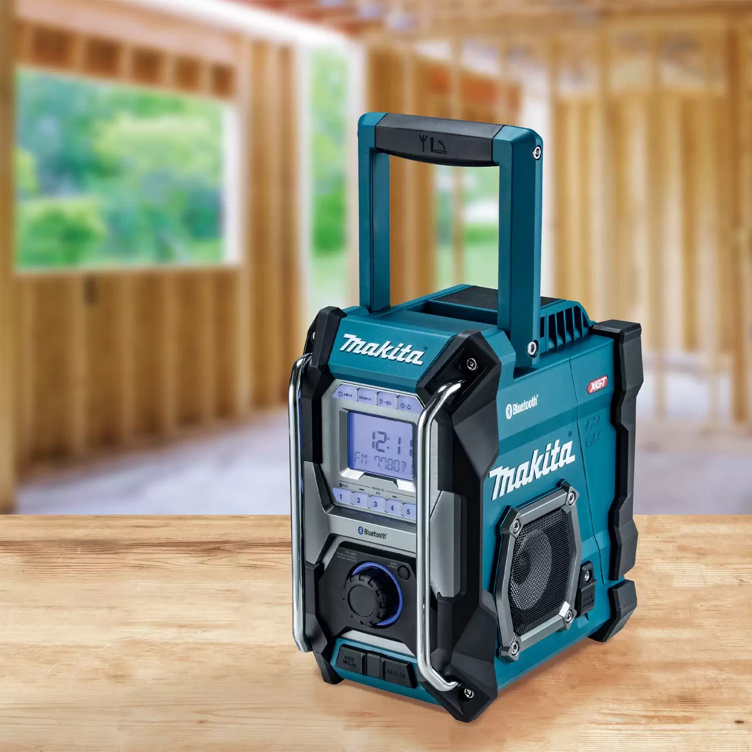 Makita MR002G 12-40V Max CXT LXT XGT Cordless Bluetooth Jobsite Radio With AC Adapter - Tool Only