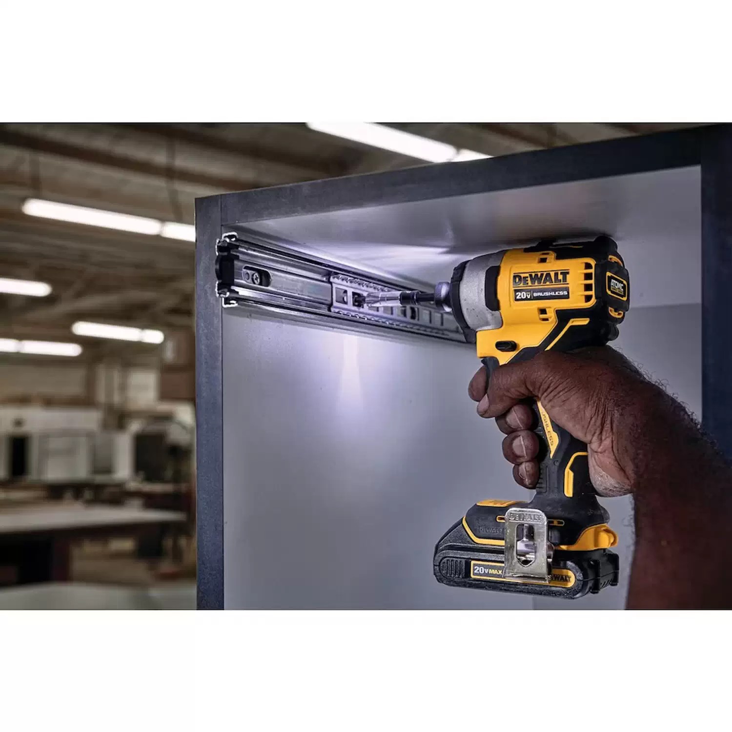 Dewalt DCK225D2 ATOMIC 20V MAX Brushless Compact Drill/Driver & Impact Driver Combo Kit