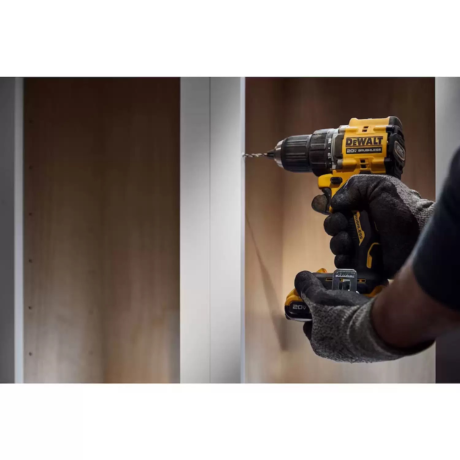 Dewalt DCK225D2 ATOMIC 20V MAX Brushless Compact Drill/Driver & Impact Driver Combo Kit