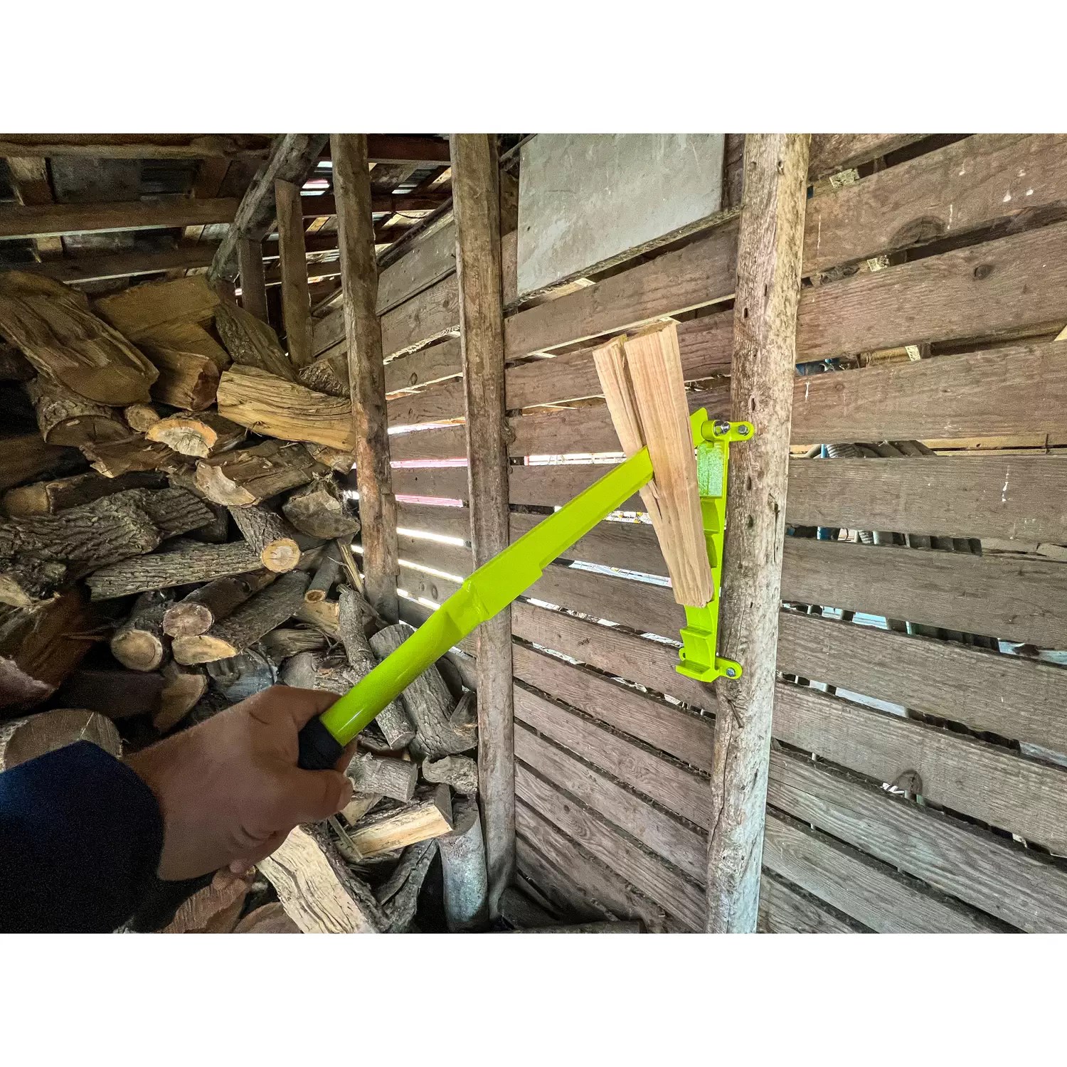 Timber Tuff TMW-87 Wall-Mounting Kindling Splitter with 24" Handle