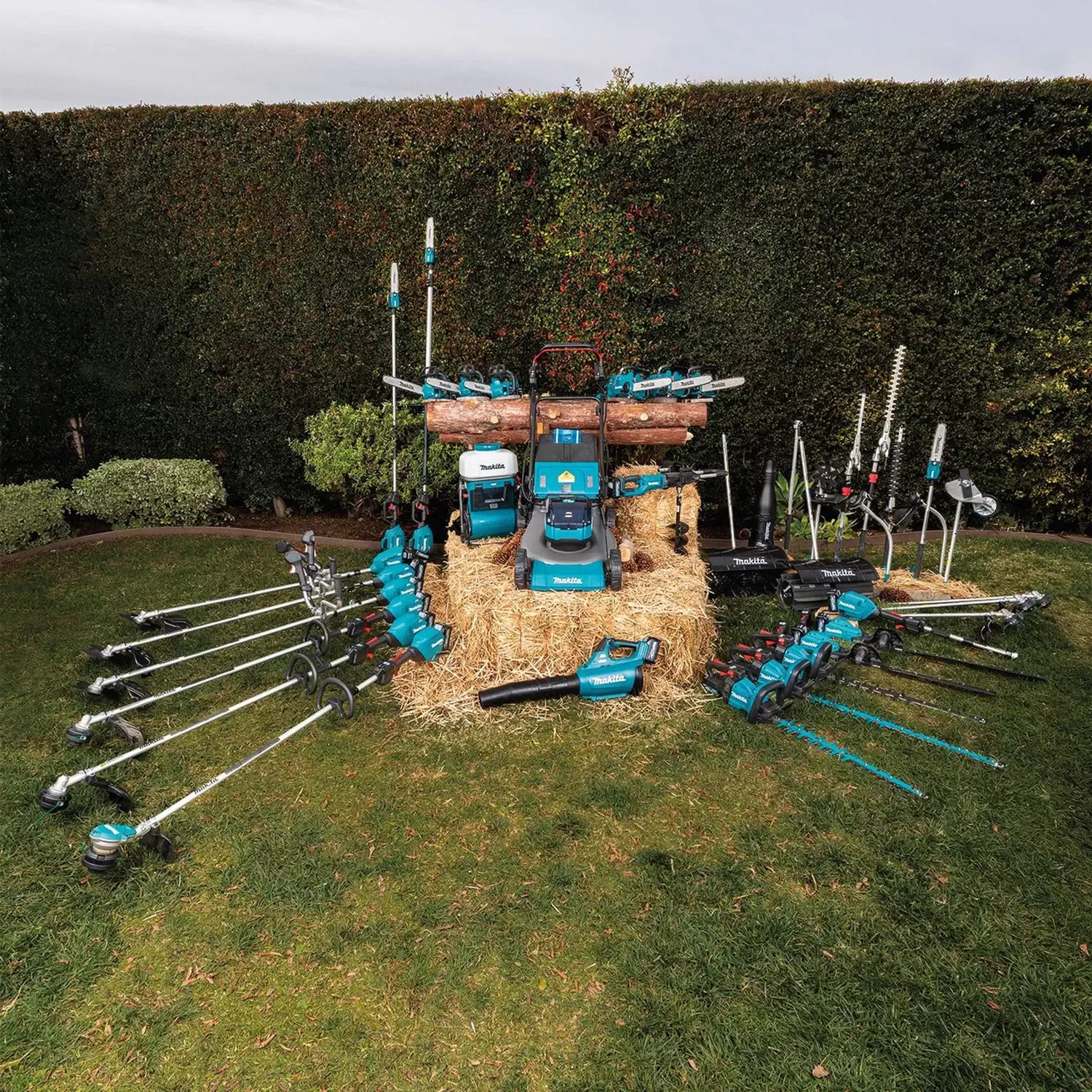 Makita EN402MP 19-3/4" Pole Hedge Trimmer Attachment for Split Shaft Multi-Tool System