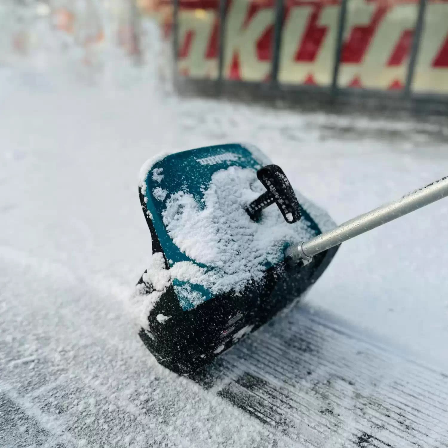 Makita SN400MP 11-3/4" Snow Blower Attachment for Split Shaft Multi-Tool