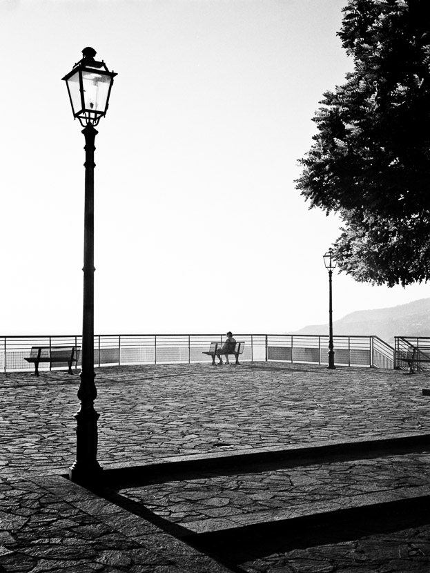 Acquappesa, the piazza