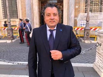 Riformare il contratto per garantire i diritti dei lavoratori Riformare il contratto per garantire i diritti dei lavoratori