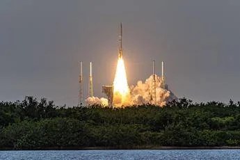 Amazon si mette in gioco contro Starlink: ecco i primi satelliti di Internet che ci ‘salveranno’ Amazon si mette in gioco contro Starlink: ecco i primi satelliti di Internet che ci ‘salveranno’