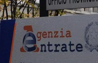 Agenzia delle Entrate sforna 2700 posti: ecco chi ha il privilegio di provarci (o no) Agenzia delle Entrate sforna 2700 posti: ecco chi ha il privilegio di provarci (o no)