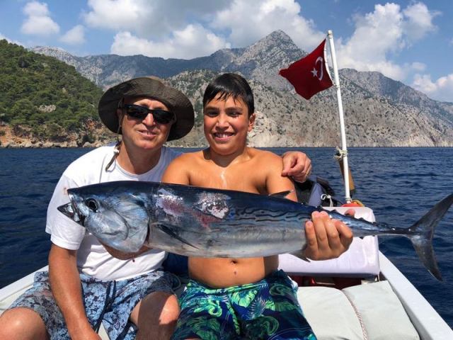BABA VE OGLUN 4 KG YAZILI ORKINOS AVLAMA KEYFI