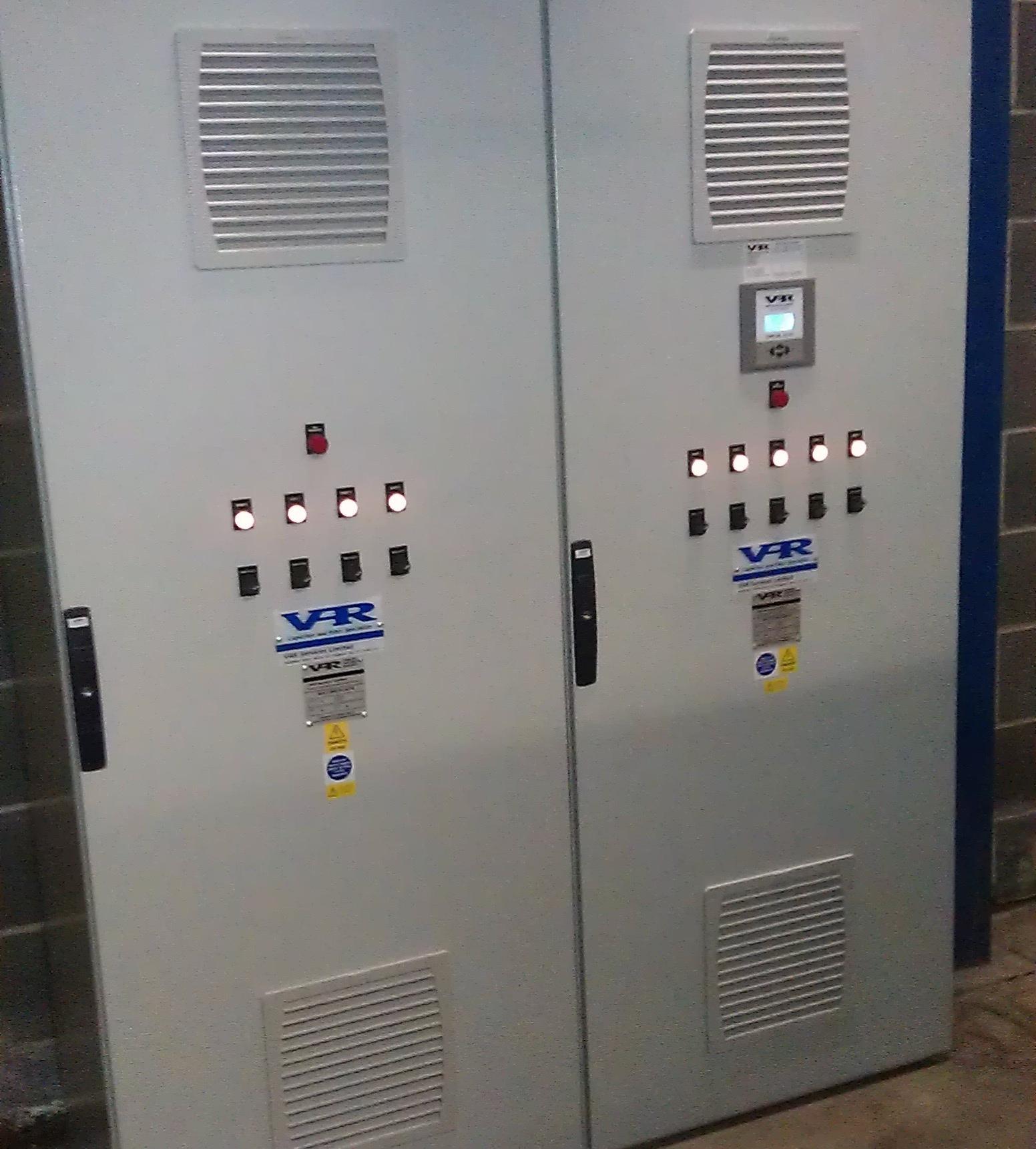 How do power factor correction capacitors work?