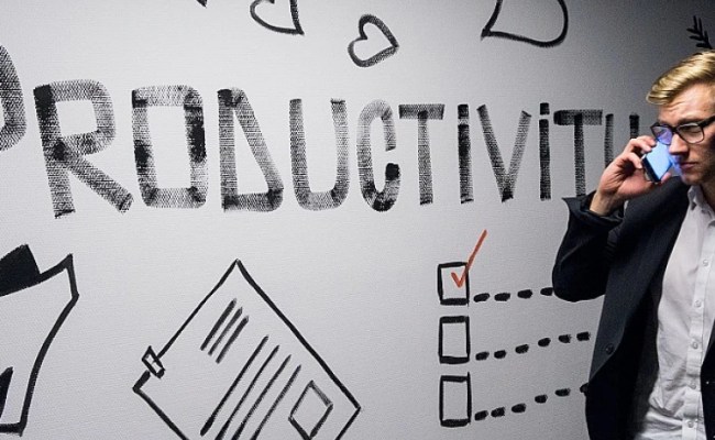 Managing The Lifecycle Of GenAI Tools In Software Developmen