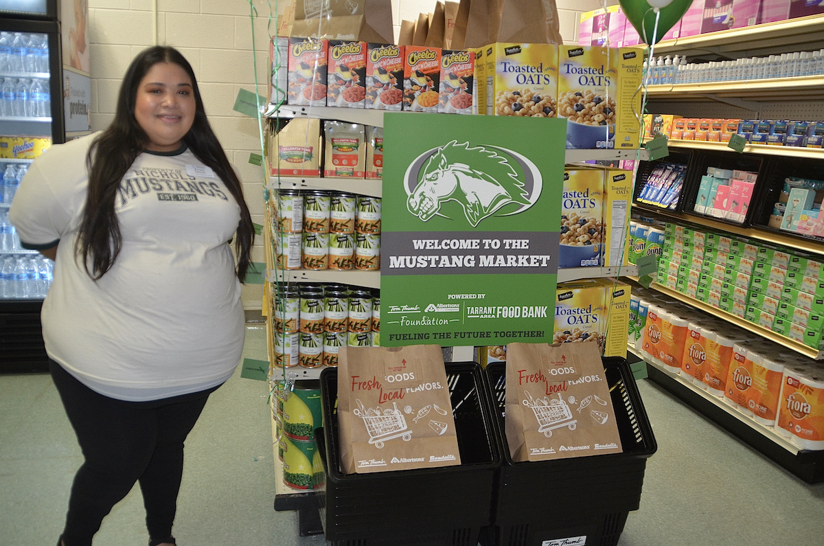 Mustang food pantry opens at nichols junior high
