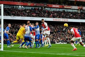 Arsenal 2 v 0 Brighton: Arsenal edge past Brighton to go top of table 1 132075261 jesus