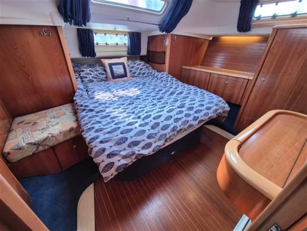 2. Aurora aft cabin 2. Aurora aft cabin