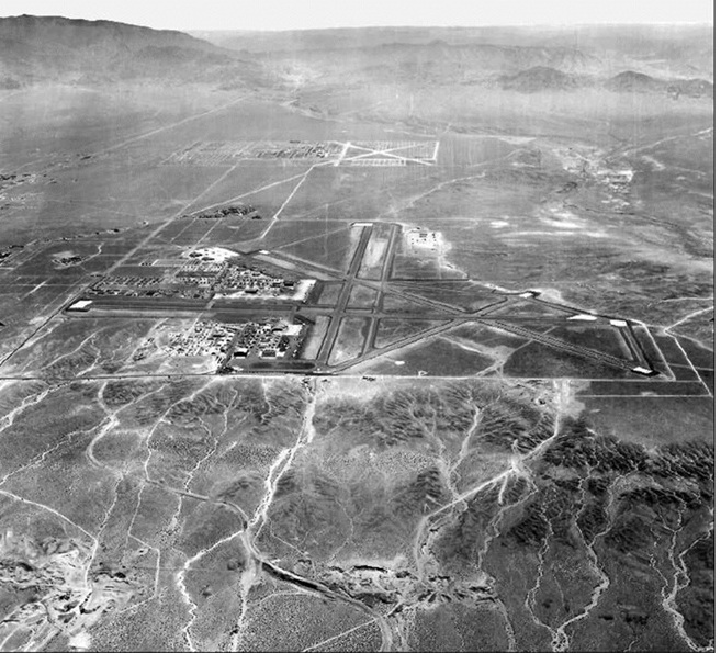 Early aerial photo of Sandia Labs