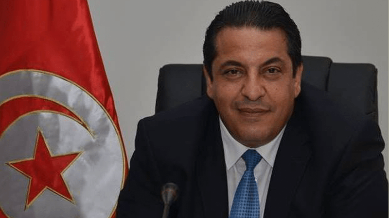 كشفها 150 ألف دينار والتلاعب بأرض الدولة في القصرين: علاقة مشبوهة بين &laquo;سطيش&raquo; ووزير البيئة شكري بن حسن