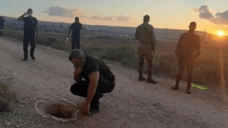 بالفيديو.. لحظة خروج الأسرى الفلسطينيين الفارين من النفق