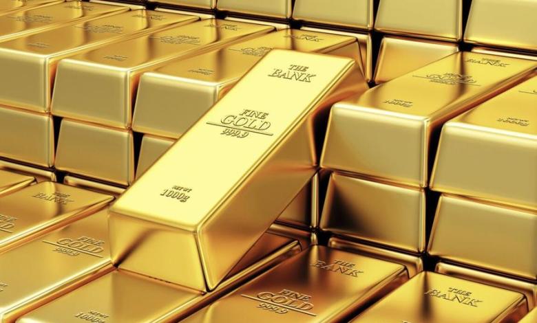 انخفاض أسعار الذهب مع ارتفاع الدولار وعوائد السندات