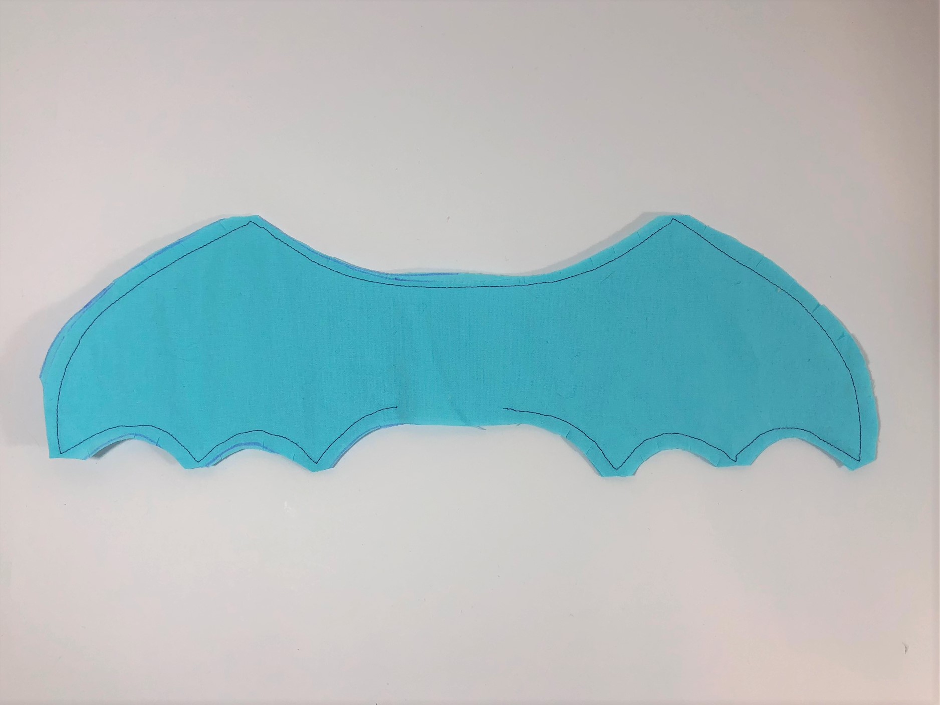 Download and print the pattern, and follow the full instructions below. Free Pattern And Tutorial Bat Wing Costume For Cats And Small Dogs Alex Lynn Crafts