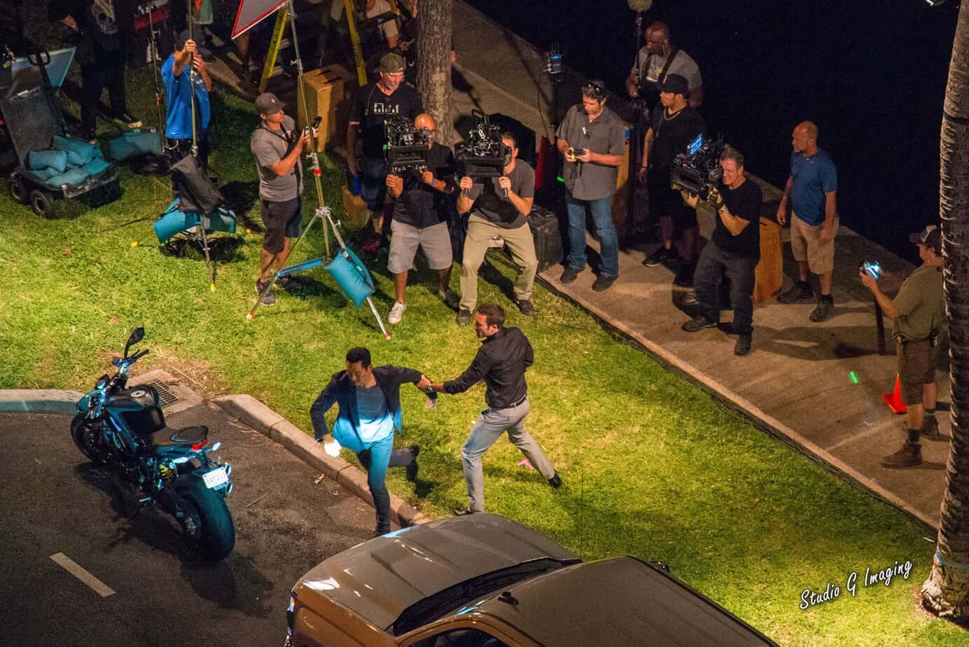 alecx o'loughlin BTS Hawaii Five O