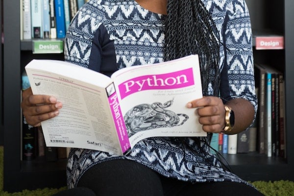 Python Engineers In Ecuador - Retina Dark Illustrations for Desktop