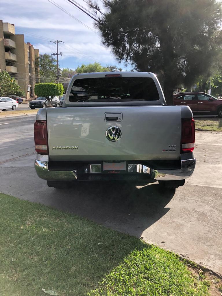 VW AMAROK 2023 NIVEL 6 PLUS DE BLINDAJE PLATA