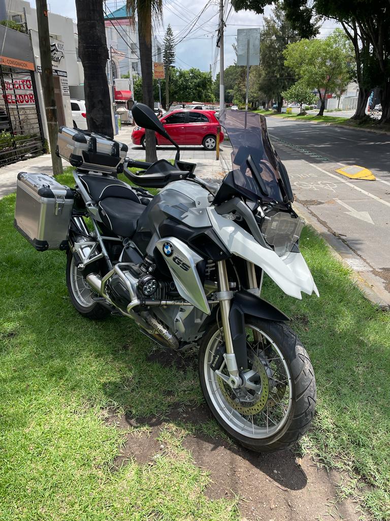 BMW MOTO R1200 GS 2014 TOPCASE LATERALES GPS
