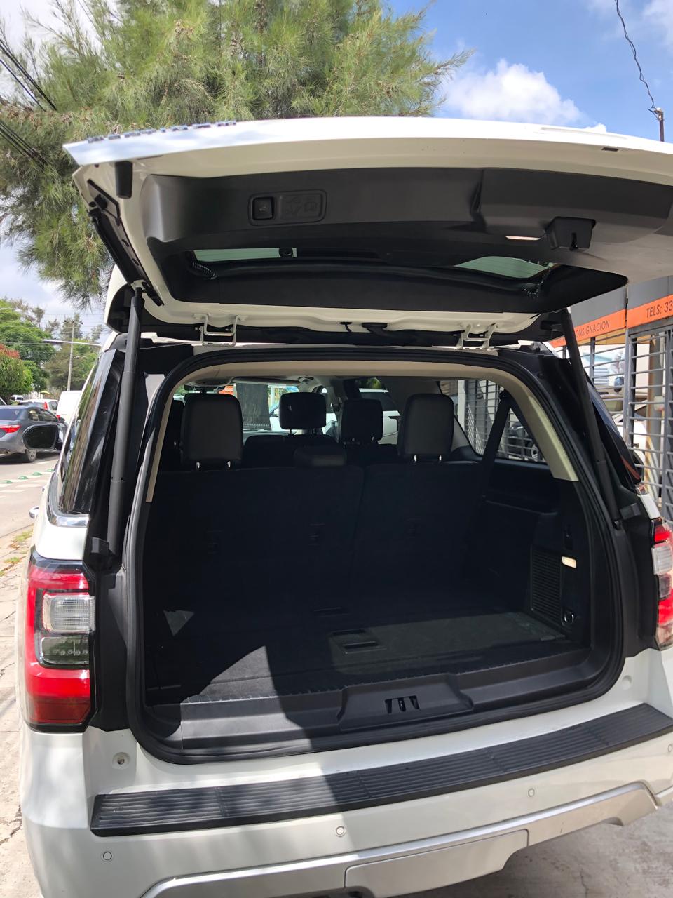 FORD EXPEDITION PLATINUM MAX 4X4 2021 BLANCA