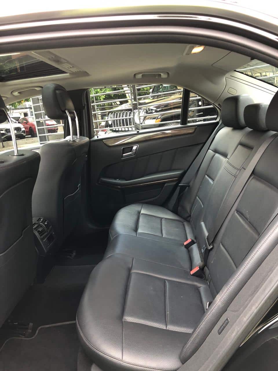 MERCEDES BENZ E350 2011