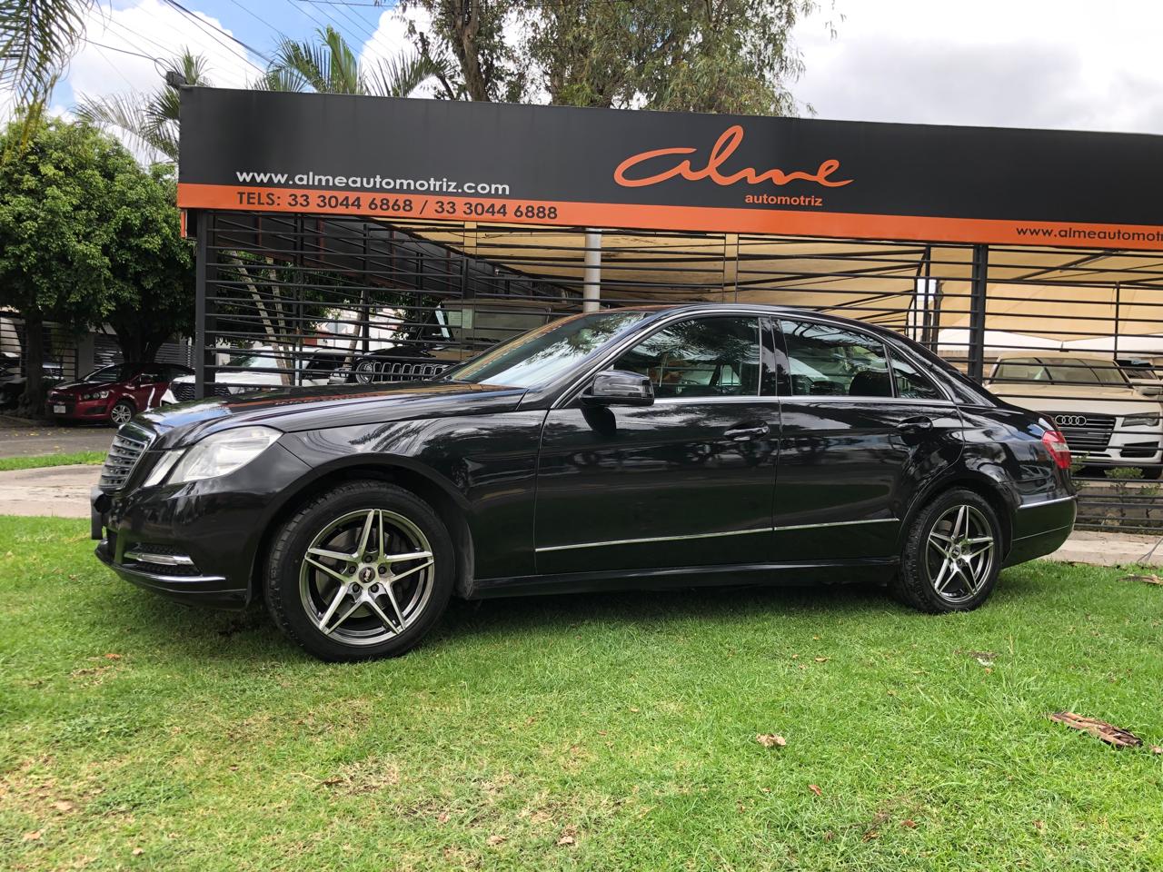 MERCEDES BENZ E350 2011