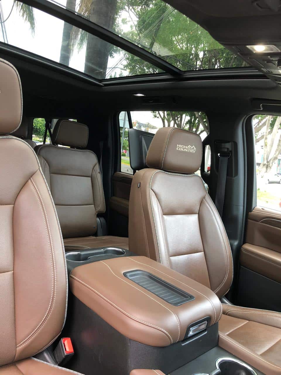 CHEVROLET SUBURBAN HIHG COUNTRY 2023