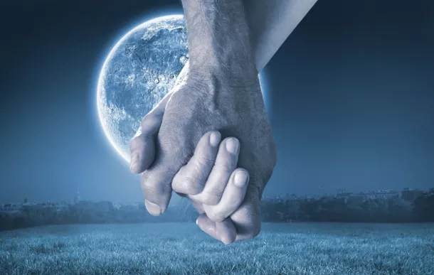 Valentinstag: Mondkraft heute 14. Februar 2022 - Mond in Löwe - Merkur in Wassermann