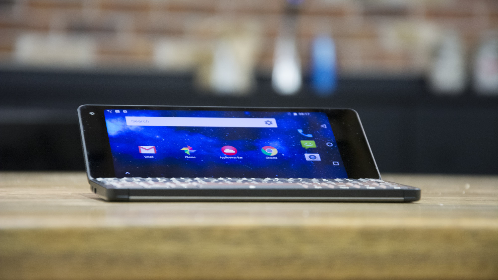 The new Gemini PDA Handson with the new PDA smartphone that runs on