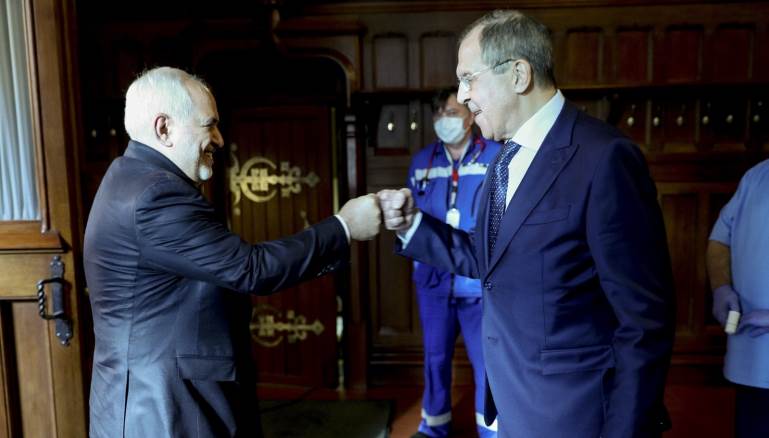 متى تطيح روسيا بإيران؟