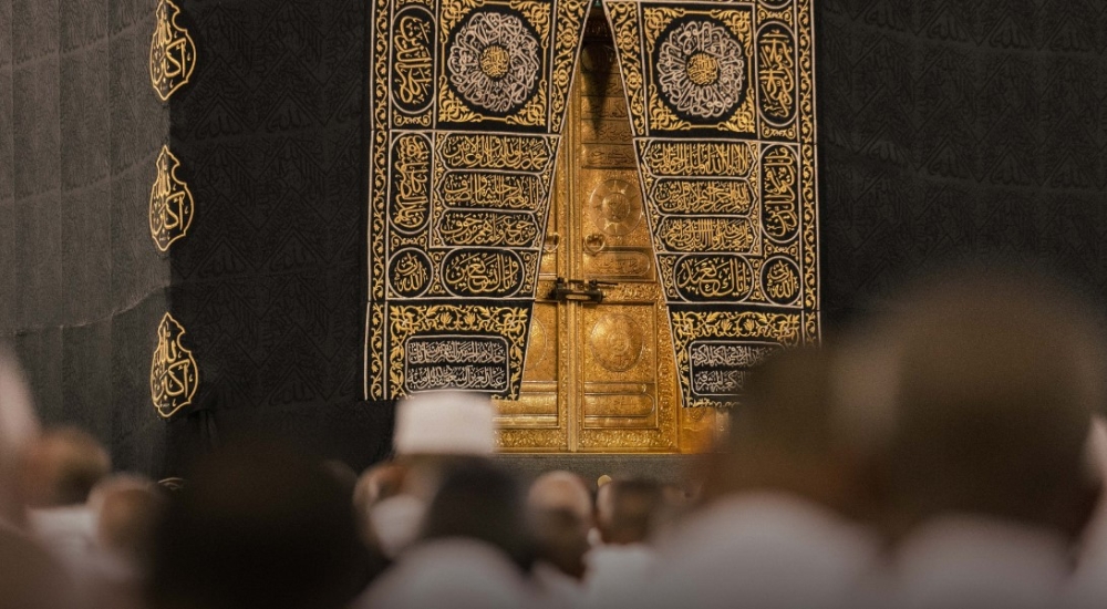 منع التصوير المعيق للأمن.. تحذيرات &laquo;الحج والعمرة&raquo; للزوار - عاجل