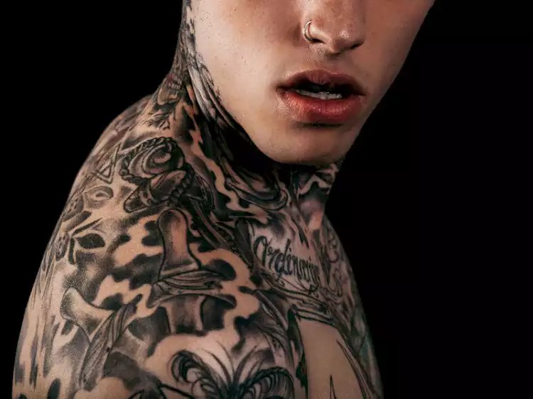 Bom dia engraçado tatuagem removida Https Www Oestafeta Com Br Pageflip Pdfs Normal 131 Todas 20as 20p C3 A1gs Pdf