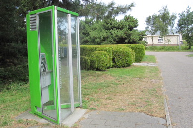 Geen telefooncel meer op Ameland. | Ameland Nieuws