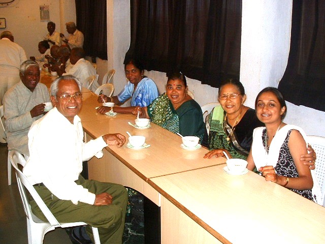India_010204 066