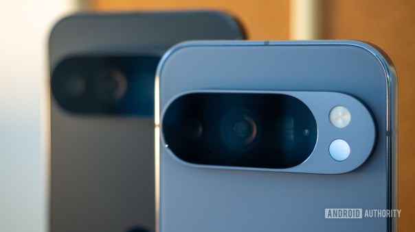google pixel 10 pro moonstone xl obsidian camera bar google pixel 10 pro moonstone xl obsidian camera bar