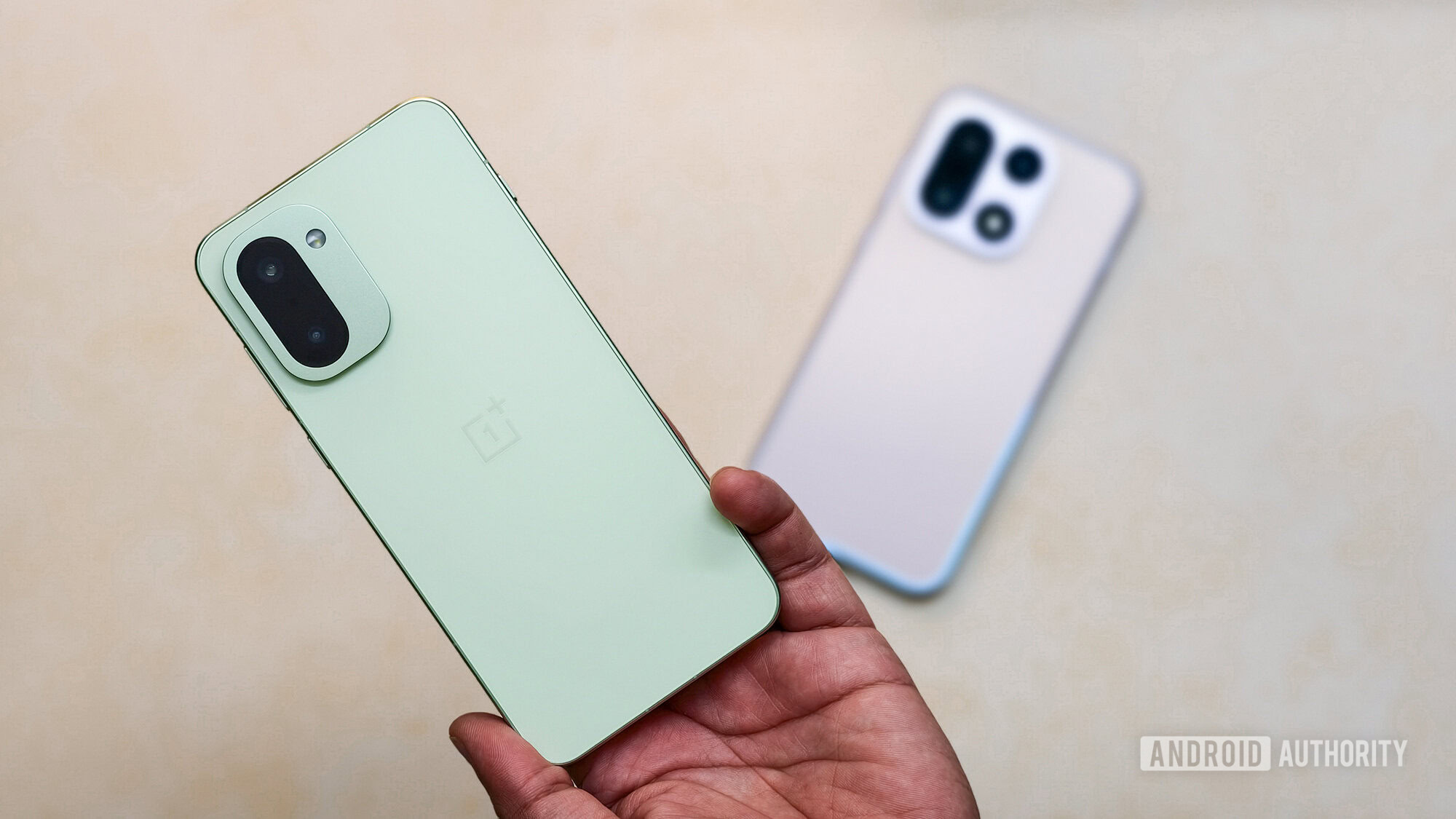 OnePlus 15 Gets ColorOS Beta: What You Need to Know! (2026)