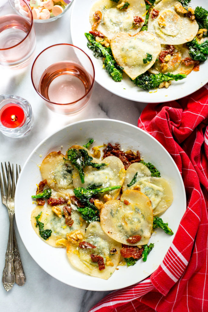 · place a small cube of cream cheese on top. Quick & Easy Wonton Wrapper Broccoli Rabe Ravioli - Andy Boy