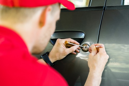 Car key replacement locksmith | lost keys, programming and more (palm beach broward & miami) pic hide this posting restore restore this posting. Boca Raton Locksmith 24 Hour Emergency Service Car Lockouts