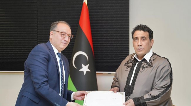 غلق معبر رأس الجدير: المنفي يتسلم رسالة من قيس سعيّد